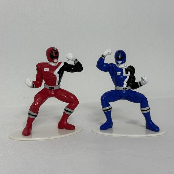 Vintage Power Rangers Wild Force Cake Toppers Figures Bandai Superhero Toys - Picture 1 of 5